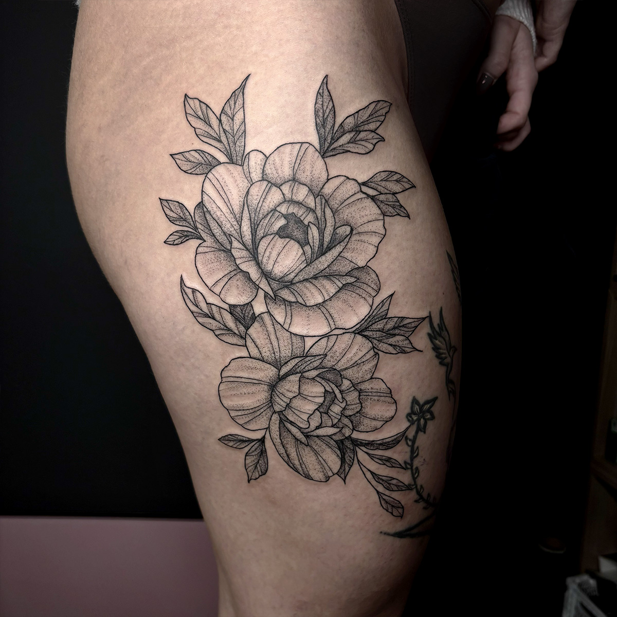 Symetrické tetování tygrů na rukou od Polumi.ink